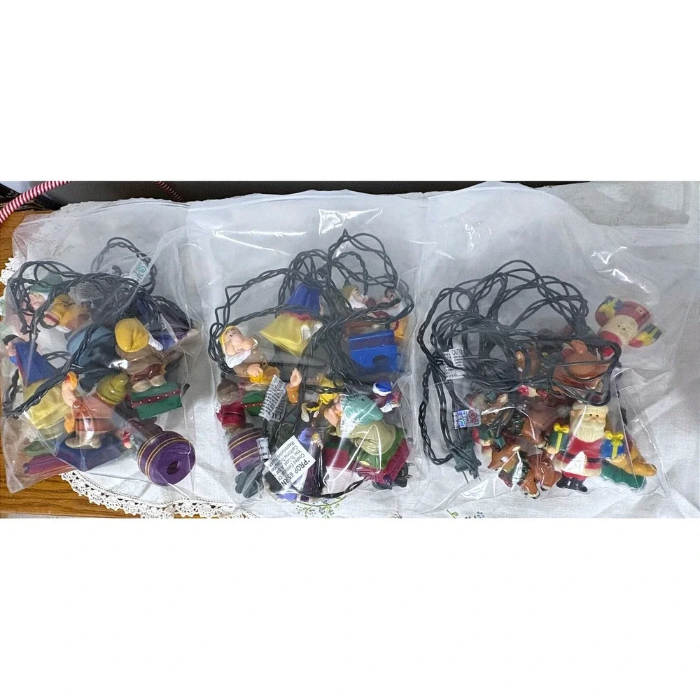 Disney Snow White Winnie the Pooh Santa Reindeer Christmas String‎ Light Lot 3pc